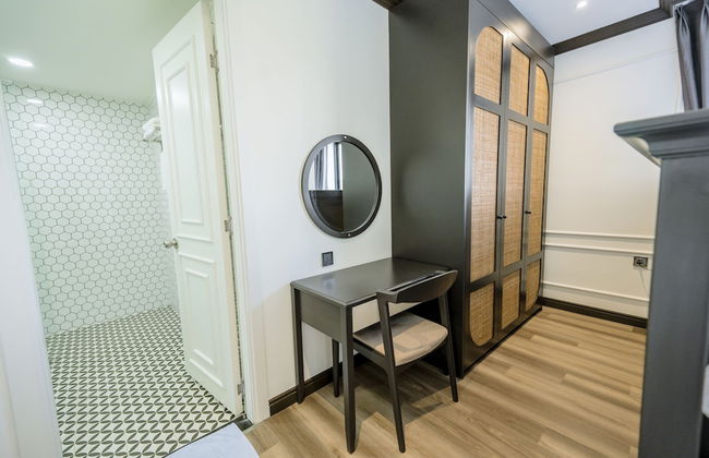 ROBIN HOTEL - Photo 30