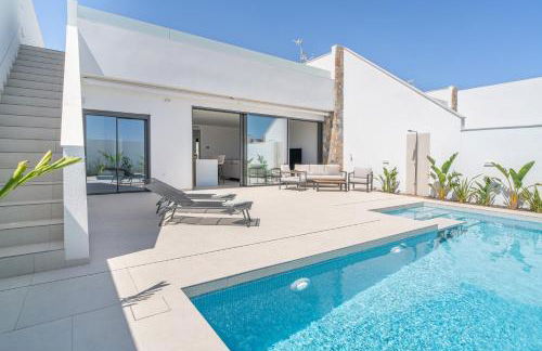 Villa Ezzio Los Alcazares - Foto 1