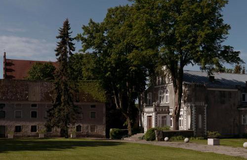 ŻAR - Dworek w Żarnowcu - Foto 1