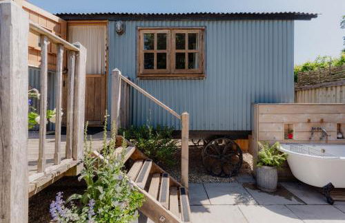 Spindleberry Hut - Photo 23