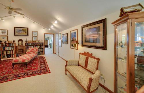 Lakefront Lookout! Private Sand Beach on Superior - Foto 11