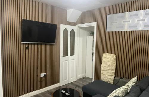 Femros Apartments, 15mins to city center. - Foto 40