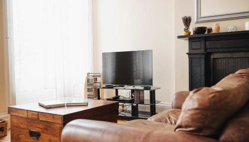 Traditional Central 2 Bedroom Apartment - Foto 2