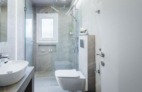 Veria Panorama Luxury Suite with Garden 2 - Photo 20