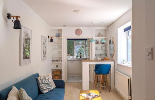 Comfy & Convenient 1-Bed Flat in Quiet Maida Vale - Photo 16