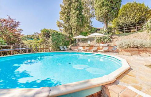 Cozy Home In Crespina Pi With Sauna - Foto 9