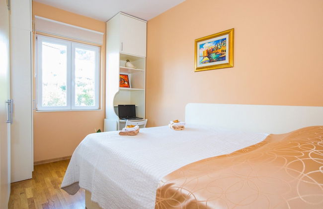 Apartment 3 Beaches With Free Parking - Photo 1