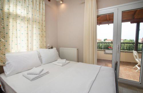 Azure Bay Villa by RentalsPro - Neos Marmaras Halkidiki - Foto 9