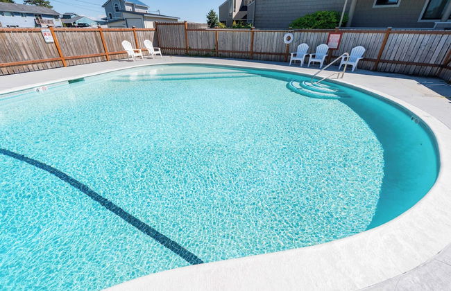 Beachcomber's Bliss by Avantstay Steps to the Beach Ocean Views - Photo 40