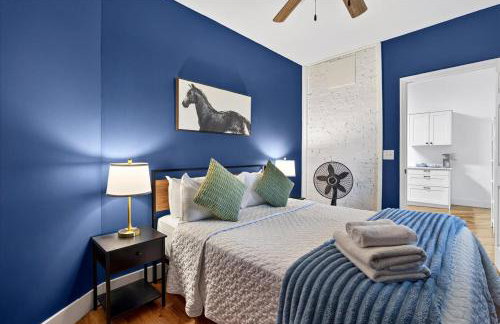 Cozy 2-Floor Home 5BR 3BA 2 Kitchens Backyard - Foto 46