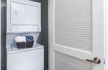 Noho Haven 2 bed Apt with FREE Parking - Foto 8