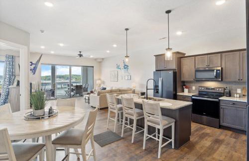 Amazing Top Floor Condo at Topsider Resort Community - Photo 17