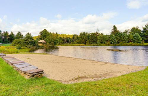 Spacious Wilmington Cabin Walk to Lake - Foto 38