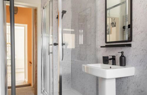 Haworth Haven - Charming Cottage with Private Garden & Summer House - Foto 8