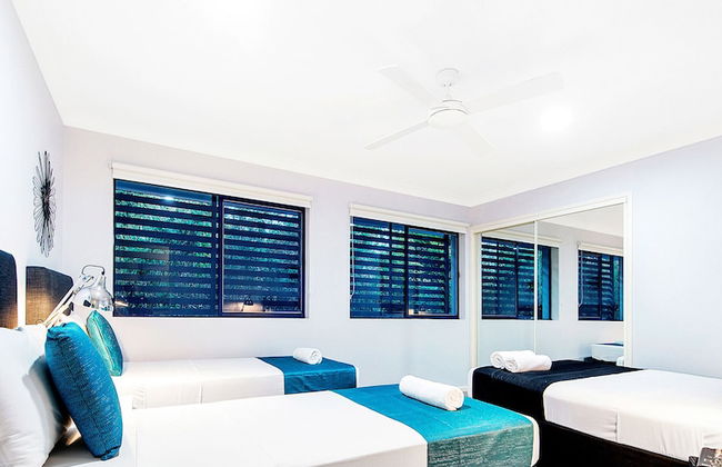 Sardinia 7 Bedroom Waterfront House - Q Stay - Foto 6