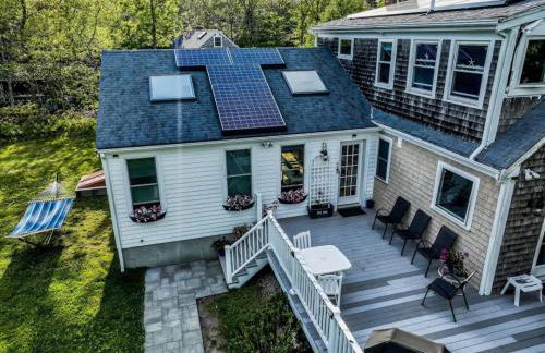 Bright and Cozy with Patio Grill and near the Beach and Golf - Photo 6