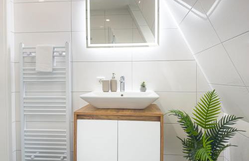 ImmoStay M#Apartments Waterfront - WiFi & Parking - Foto 4