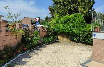 Silver Home - Photo 4