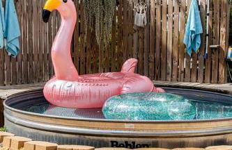 Thoughtfully Design Cottage with Breathtaking Indoor and Outdoor in Maryland - Photo 8