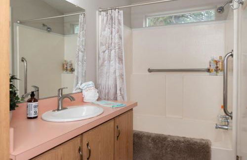 Funky and Fun Beach Getaway - Foto 8