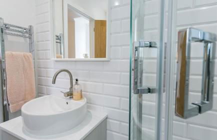 Custom Mews - Photo 25