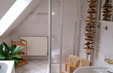 Dachstübchen mit 2 Zimmern - Photo 9