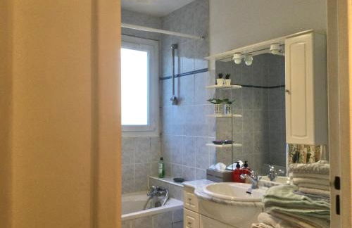 GRAND PARIS, private parking, balcony and metro, 24 hours self checking - Foto 27