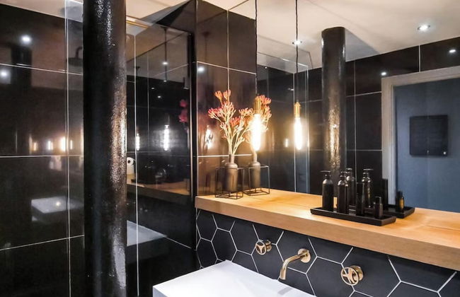 1-bed Loft Apartment - Free Parking, Central - Foto 18