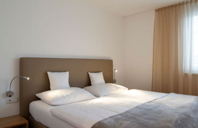 Relaxed Urban Living - Photo 3