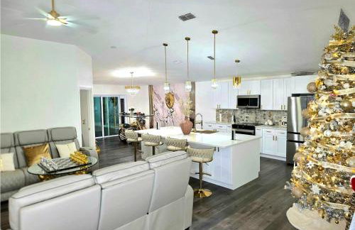 Top-of-the-line decoration! Next to Tampa outlets, - Foto 6