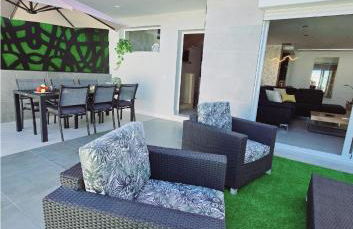 Serendipity House - Photo 29