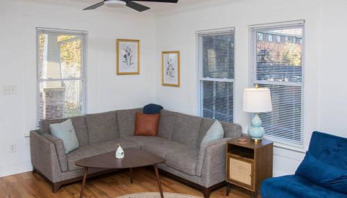 Quiet GVL Home Walk to DownTown - Foto 3