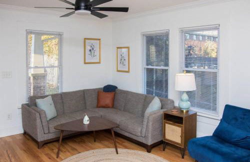 Quiet GVL Home Walk to DownTown - Foto 3