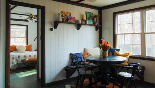 Cozy & Curated w Fire Pit Fireplace & Fast WiFi - Foto 3