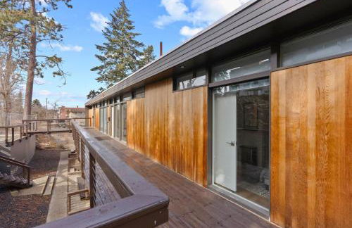 Iconic Modern Stay w Free Parking - Foto 27