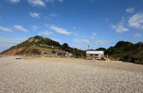 Branscombe Chalet on the Beach - Photo 12