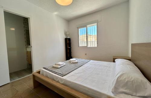 Villa with Pool, Chill-Out & BBQ - Foto 6