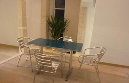 Appartement centre historique place Jean Jaurès climatisé 6 couchages avec parking - Foto 20