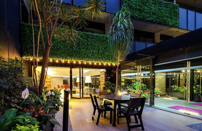 Las Suites Campos Eliseos - Foto 1