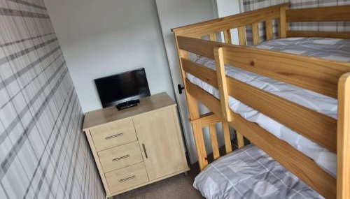 The Humsford Hideaway 2 bedroom home with driveway - Foto 3