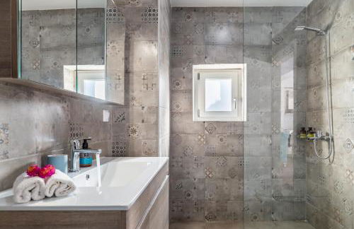 Fiscardo Luxury Stone Villa Alex ,with sunset view! - Photo 14