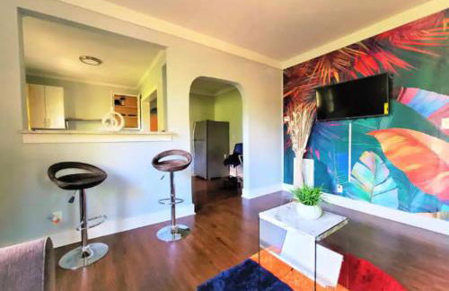 King bed and Queen Sofa bed / room TV Wifi - Foto 12