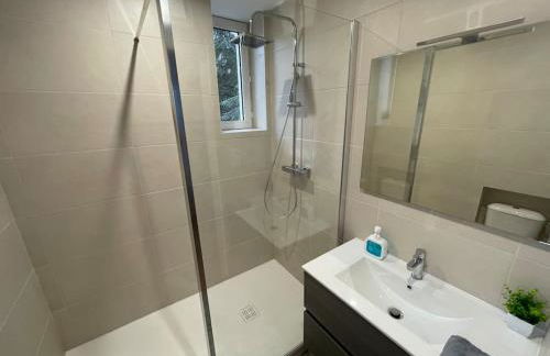 Qouei Eichi la maison fleurie PISCINE Campagne - Foto 11