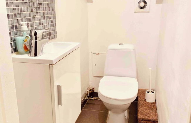 Bjurvik's Villa - Flat 2 - Business Customers Only - Photo 17