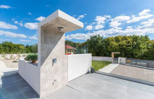 Villa mit Privatpool, Ping-Pong, BBQ - Foto 29