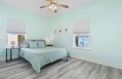 Walk to downtown seafood market Bay views - Foto 17