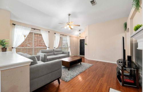 Relaxing 3BR 2BA Oasis - Hot Tub & 5 Beds! - Foto 20