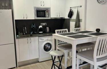 Morning Coffee by the Sea 1 BR Between Capellans and Llevant Beaches - Foto 33