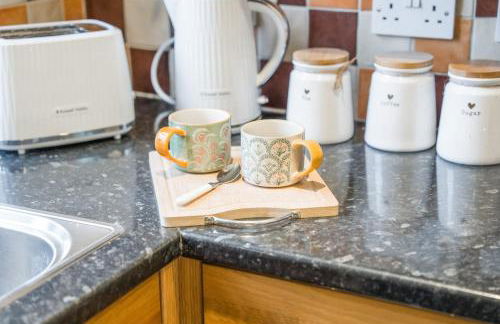 #97 Grade 2 historic Housekeeper's Cottage - Close to Statfold Country Park - Sleeps 5 - Perfect for Contractors and Families - Free street Parking" - Foto 15