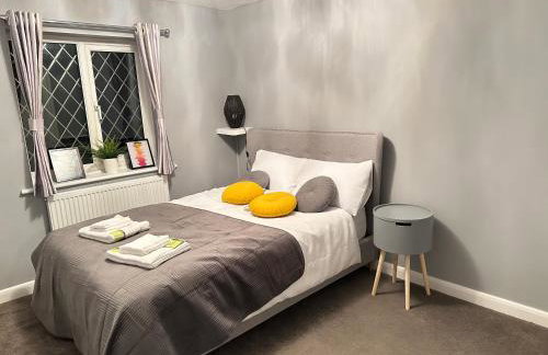 Modern 3 bed House with two bathrooms! Free parking! - Foto 11